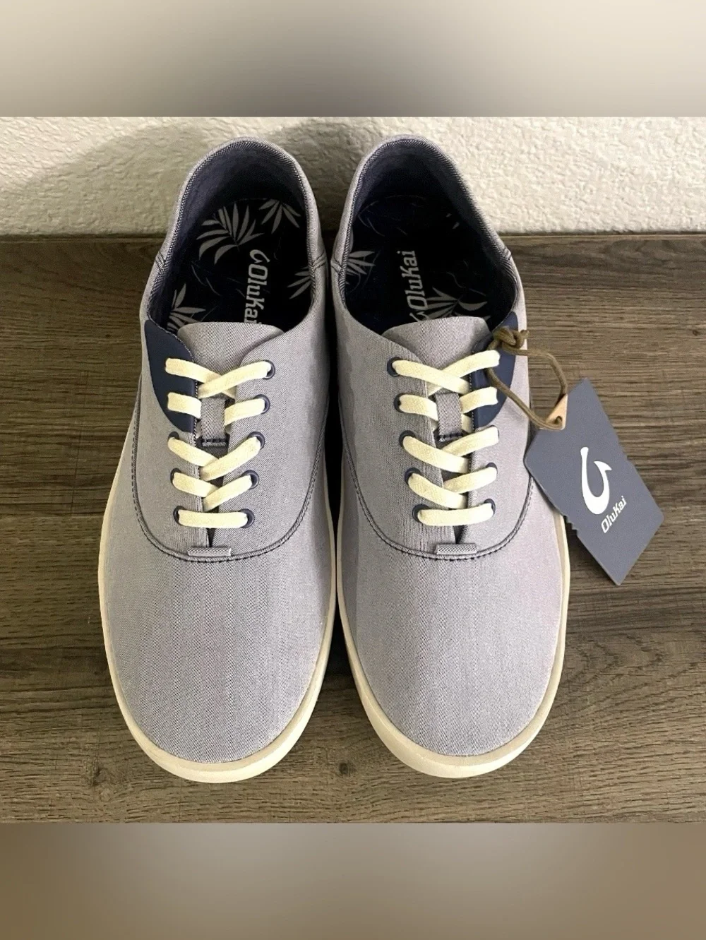 Olukai Tradewind Mens 10 Canvas Navy Denim Sneakers Hawaii Beach Comfort Shoes